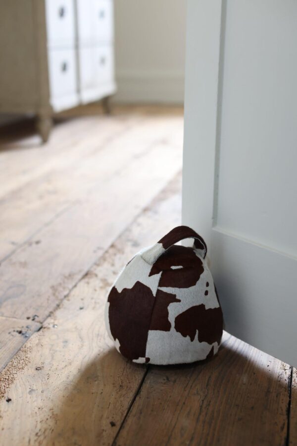 Cowhide Doorstop Brown Splash - Chairman - Location