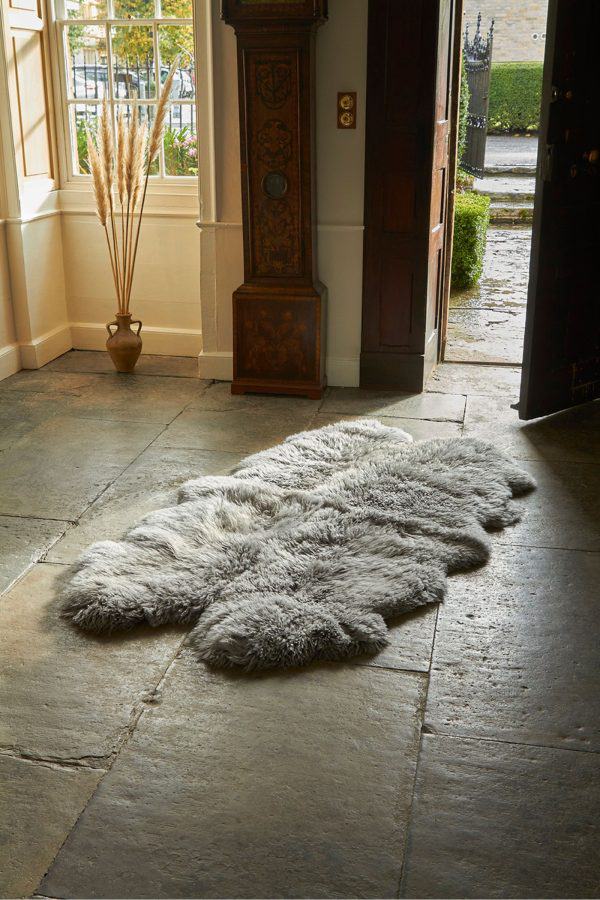 Sheepskin Yetti Pewter Quad Rug