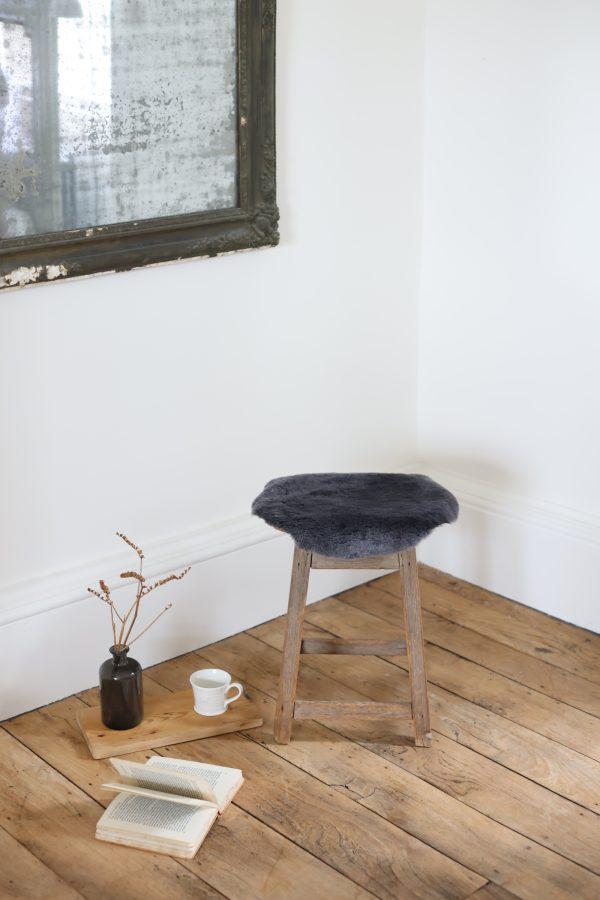 Sheepskin Seatpad UK Graphito - Circular - Location