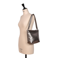 Leather Shoulder Bag Tin - Cookie - Model