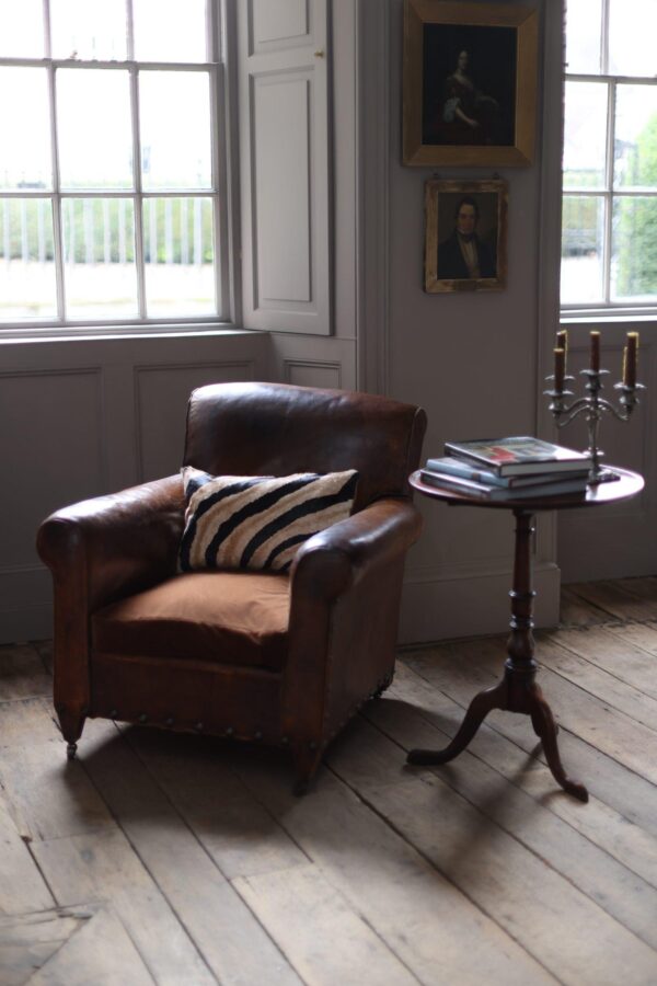 Cowhide Cushion Master - Lumber - Location