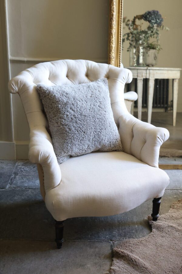Sheepskin Cushion Swedish Mole - Standard - Location