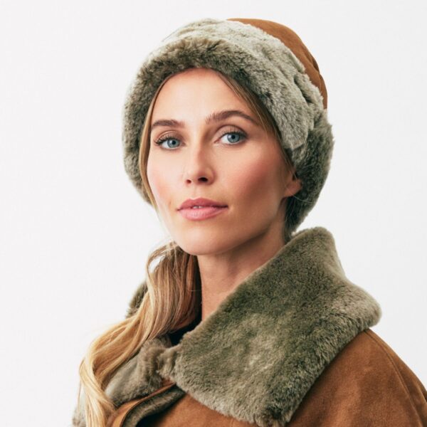 Sheepskin Deane Ottoman