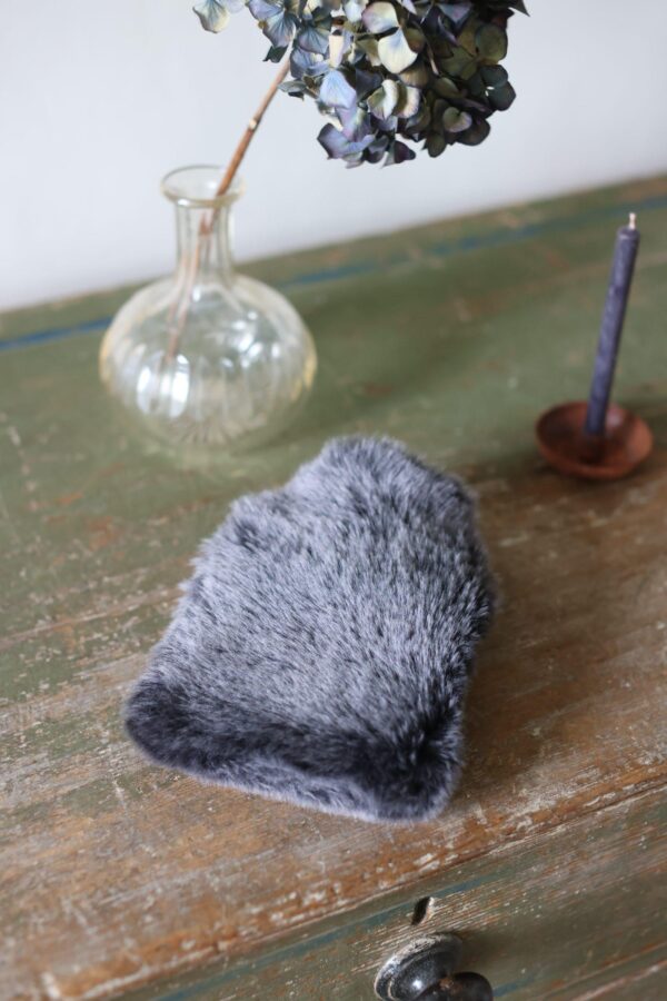 Sheepskin HWBC 0.2L UK Mima Graphito - Micro - Location