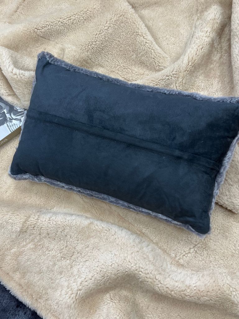 Silver-Grey-Swedish-Lumbar-50-x-30-by-Owen-Barry-Lifestyle-shot