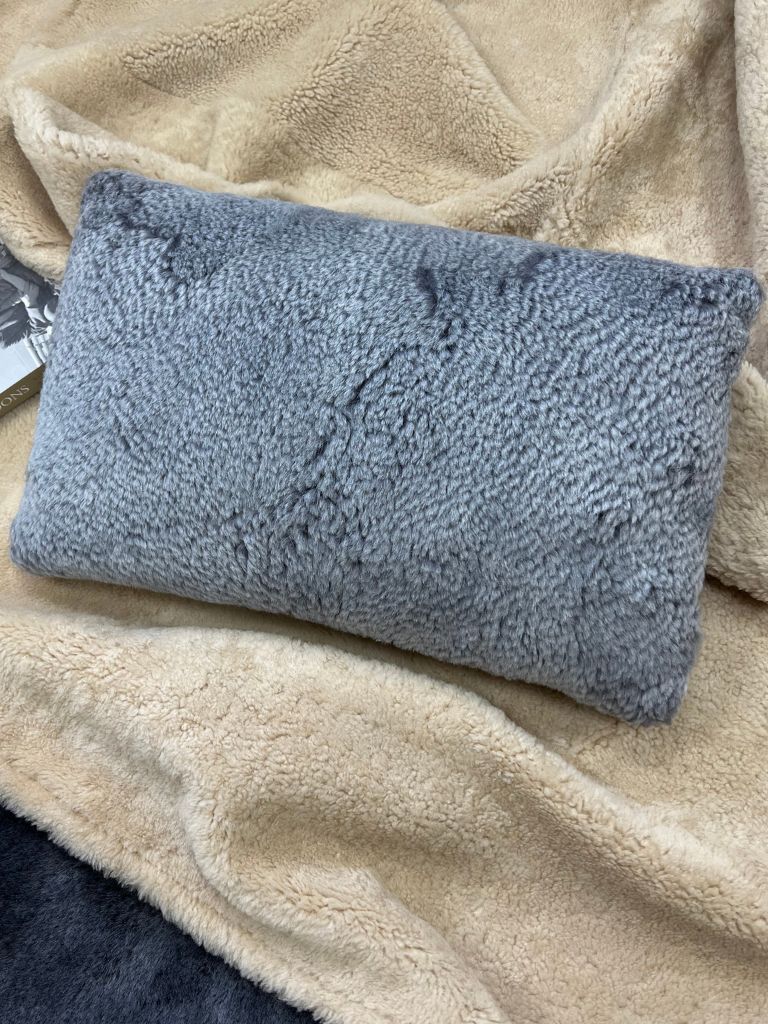 Silver-Grey-Swedish-Lumbar-50-x-30-by-Owen-Barry-Lifestyle-shot