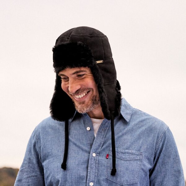 Sheepskin Trapper Hat Black Ironed Garth (1)