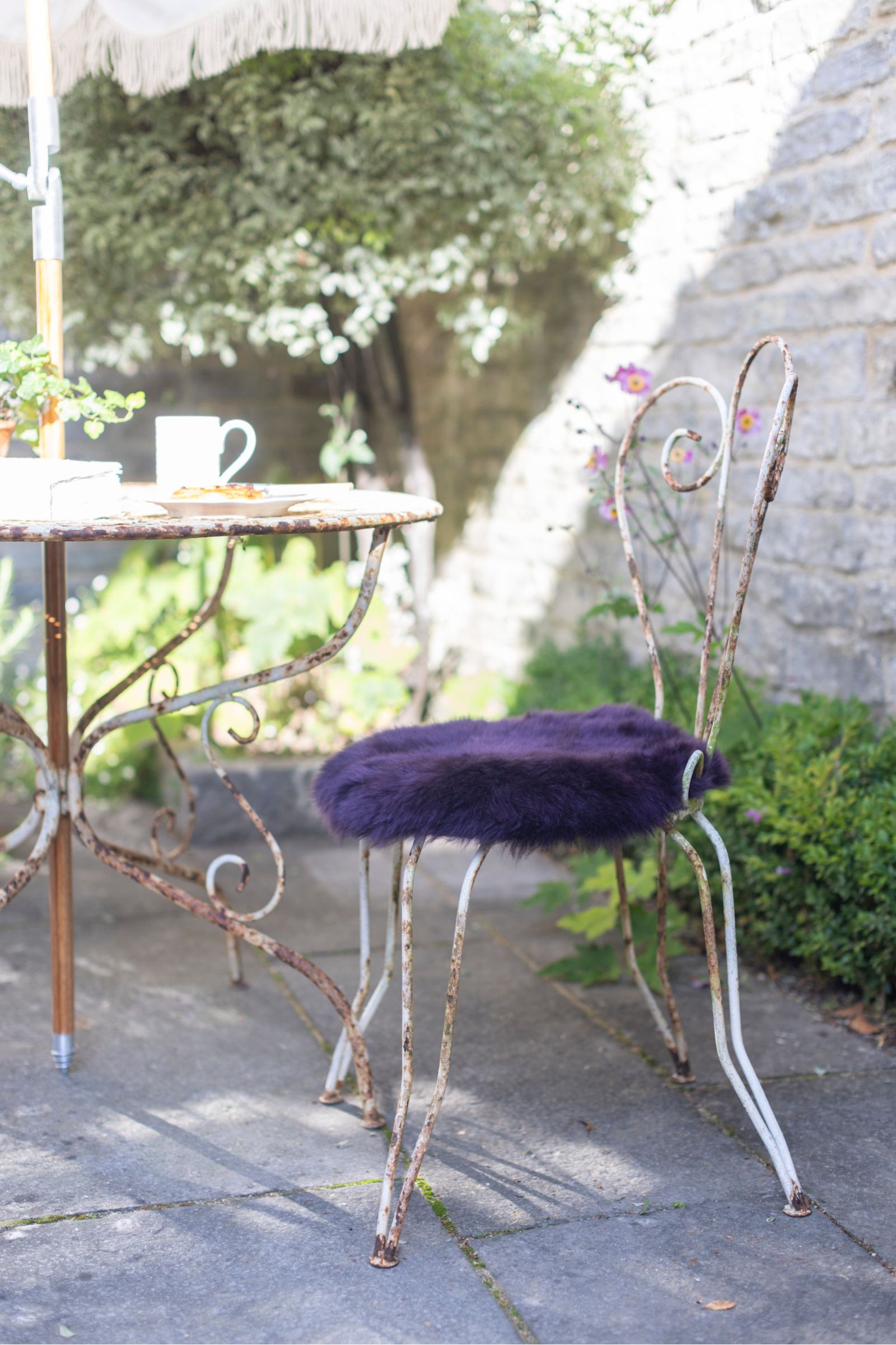 Sheepskin Luxe Aubergine Seatpad - Circular - Outside