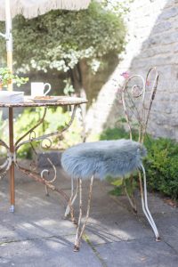 Sheepskin Luxe Lichen Seatpad - Circular - Outside