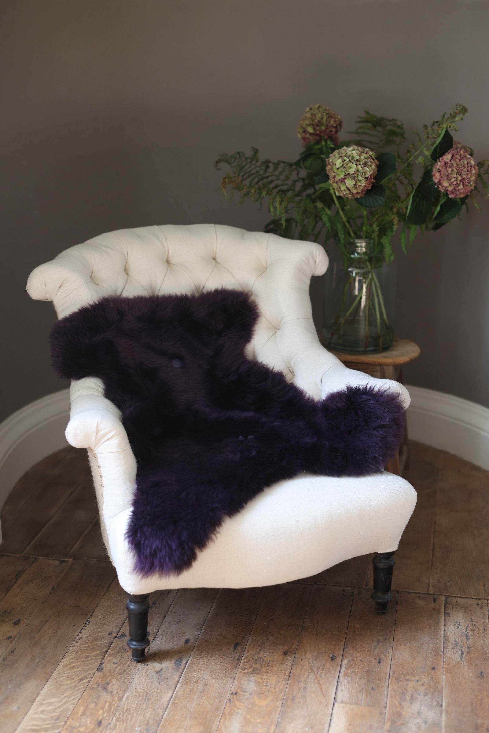 n Rug UK Luxe Aubergine - Single - Lifestyle