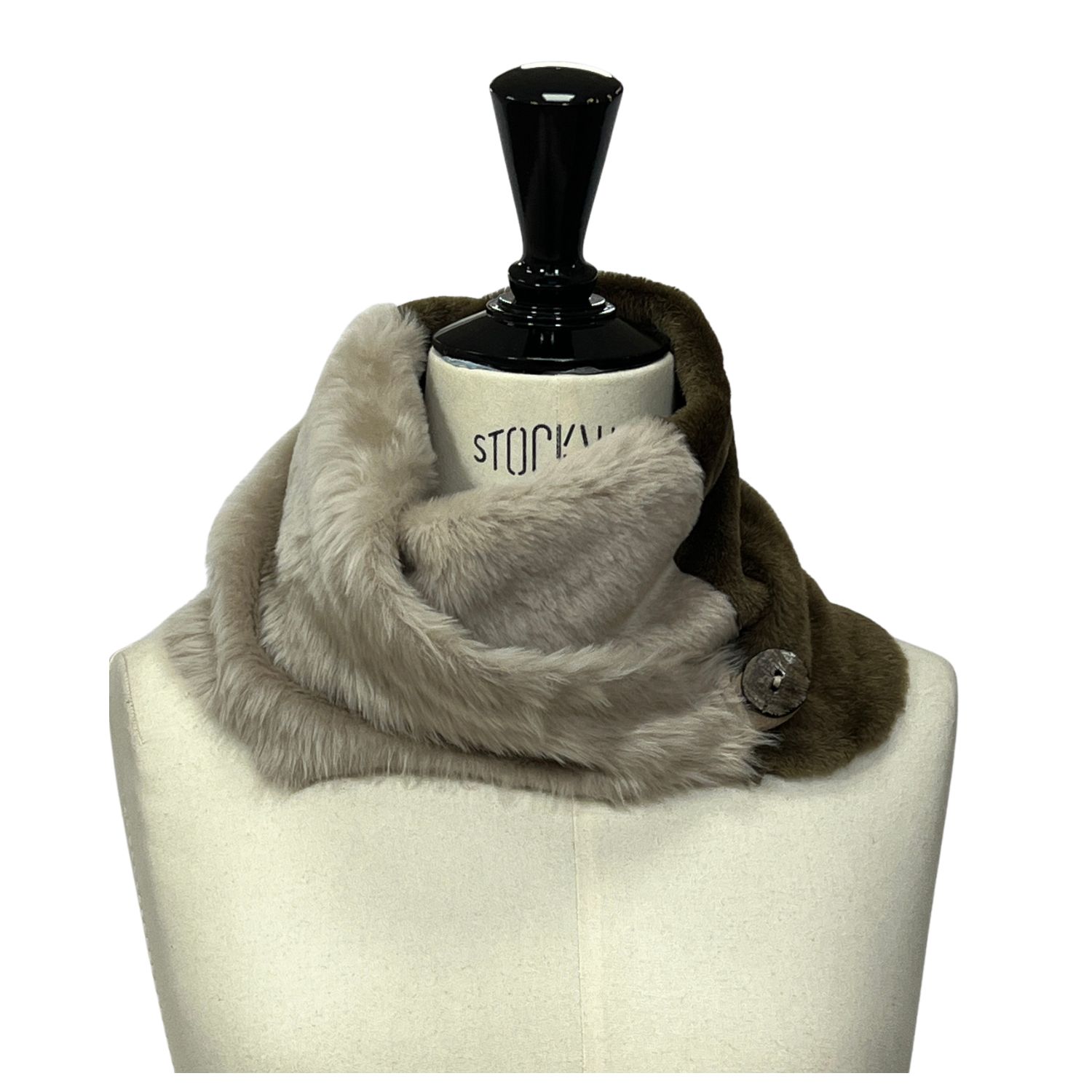 SHEEPSKIN SHRUG TRINITY 002 (1) SHEEPSKIN SHRUG TRINITY 002 (1)