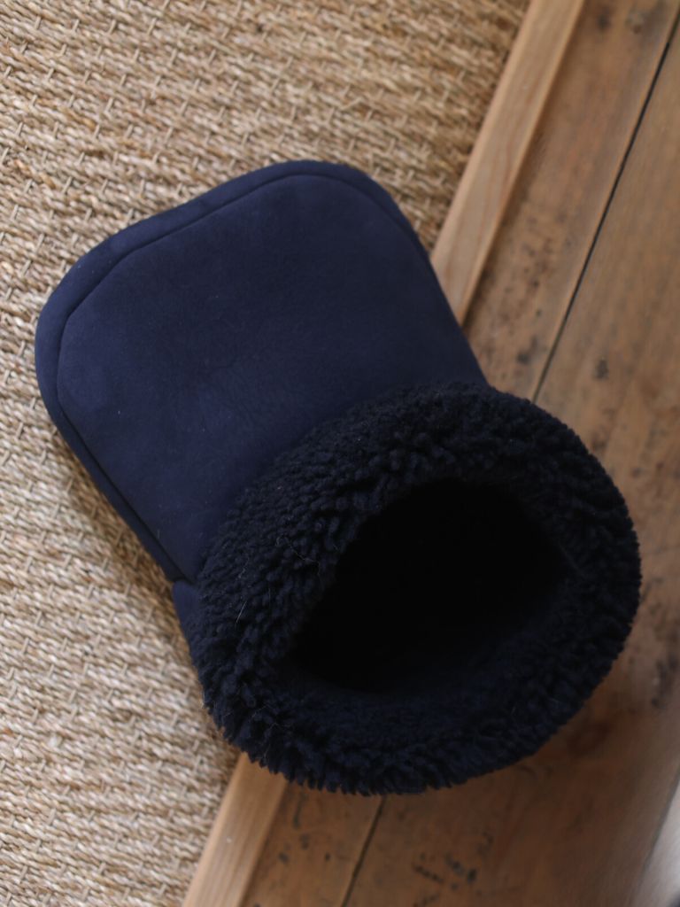 Sheepskin-Footmuff-Navy-Curly-