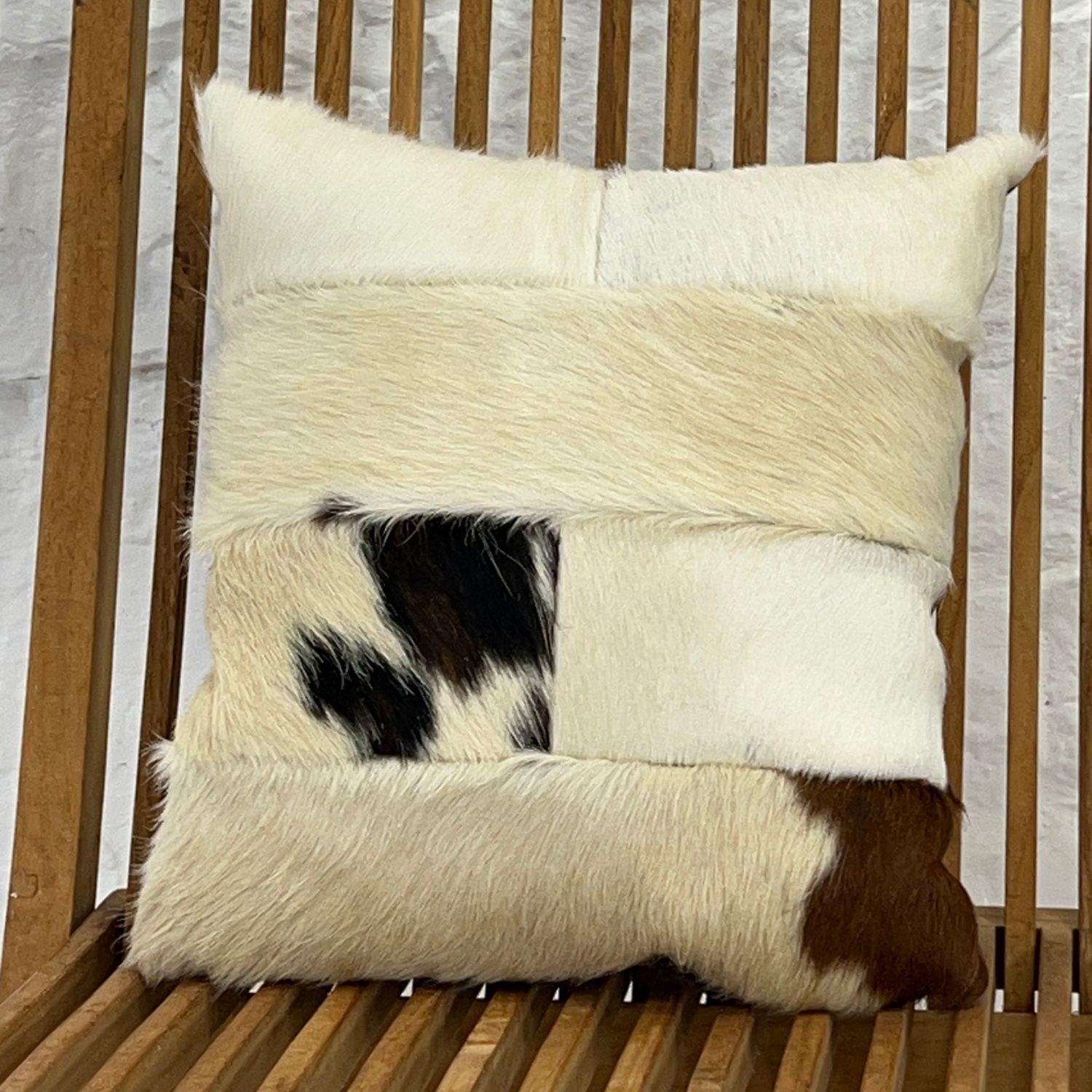 Cowhide cushion tricolour