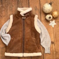 Sheepskin Gilet Walnut distressed Ivy (5)