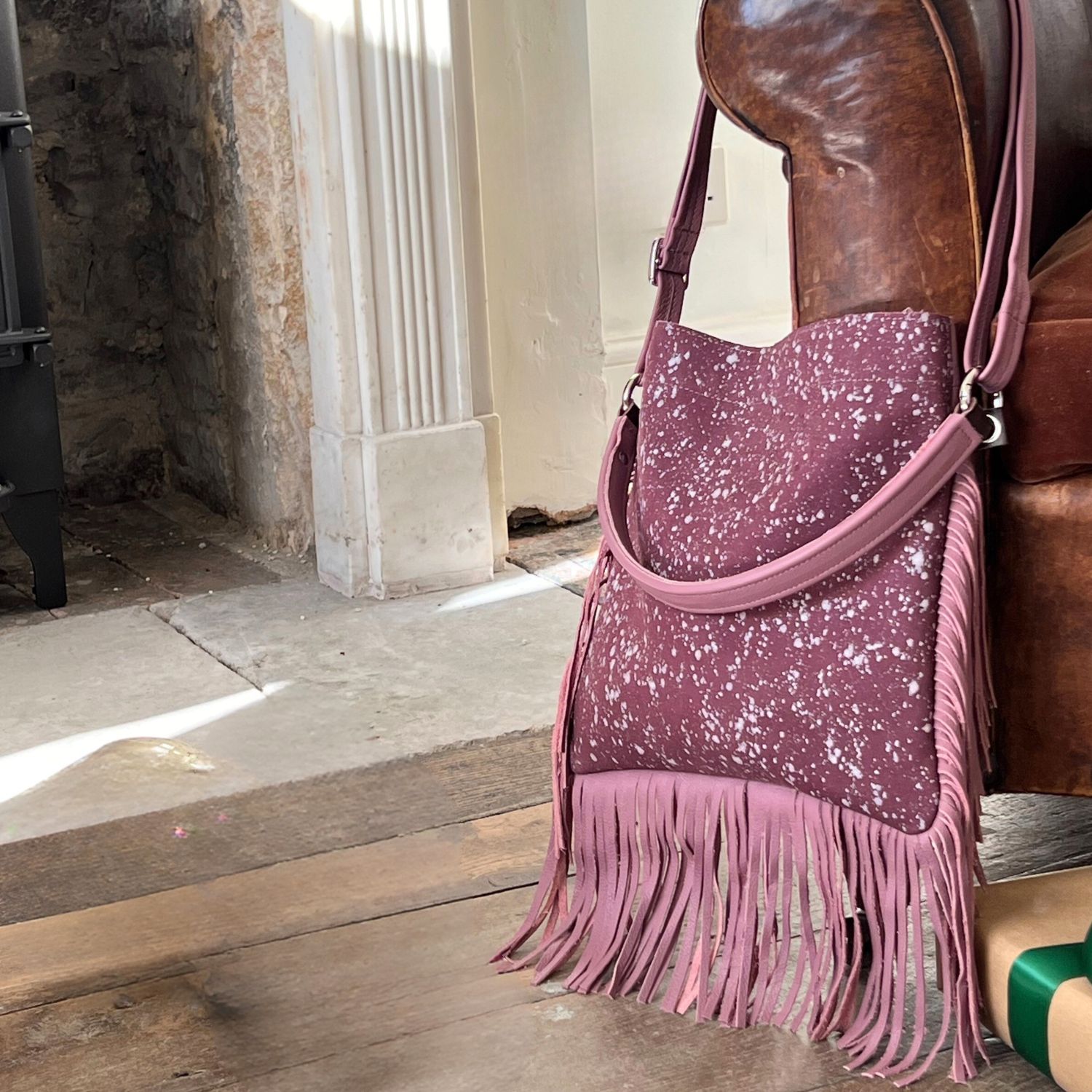 Leather Iggy fringe Prunga Mist (1)