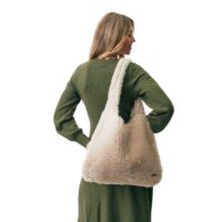 Sheepskin Shoulder Bag Oatmeal Icelandic Lyra (1) Sheepskin Shoulder Bag Oatmeal Icelandic Lyra
