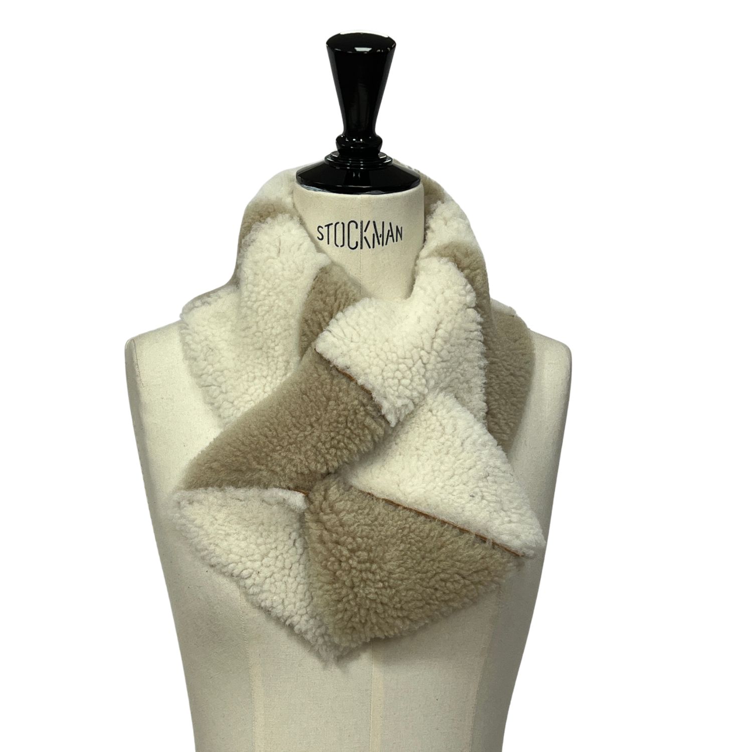 SHEEPSKIN TUCKER TRIANGLES 004 (1)