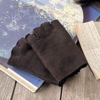 Sheepskin Fingerless Gloves Ebony Curly (2) Sheepskin Fingerless Gloves Ebony Curly (2)