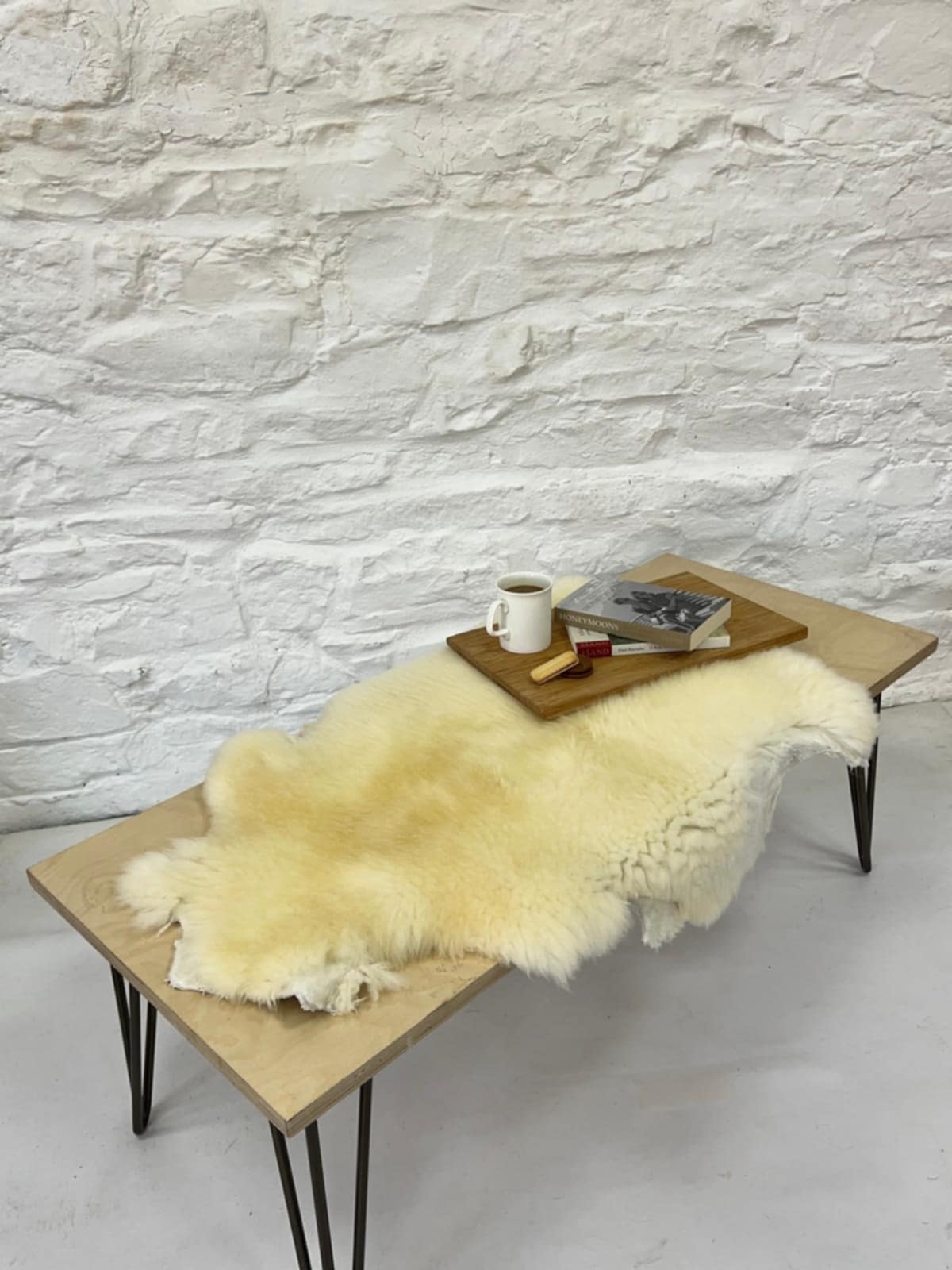 674ef571-1032-48d7-9d2a-d09f335c64d6 SHEEPSKIN RUG NATURAL IVORY SINGLE