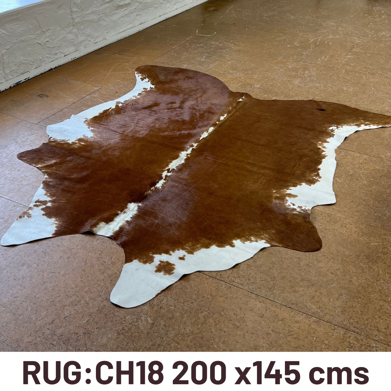 CH018 200X145 (3) Cowhide Rug Tan and White CH018