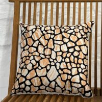 COWHIDE CUSHION TUTTI 40X40 (4) COWHIDE CUSHION TUTTI 40x40cm