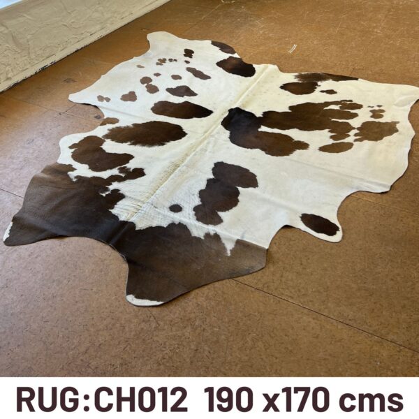 COWHIDE RUG CH012 190 X 170 CMS