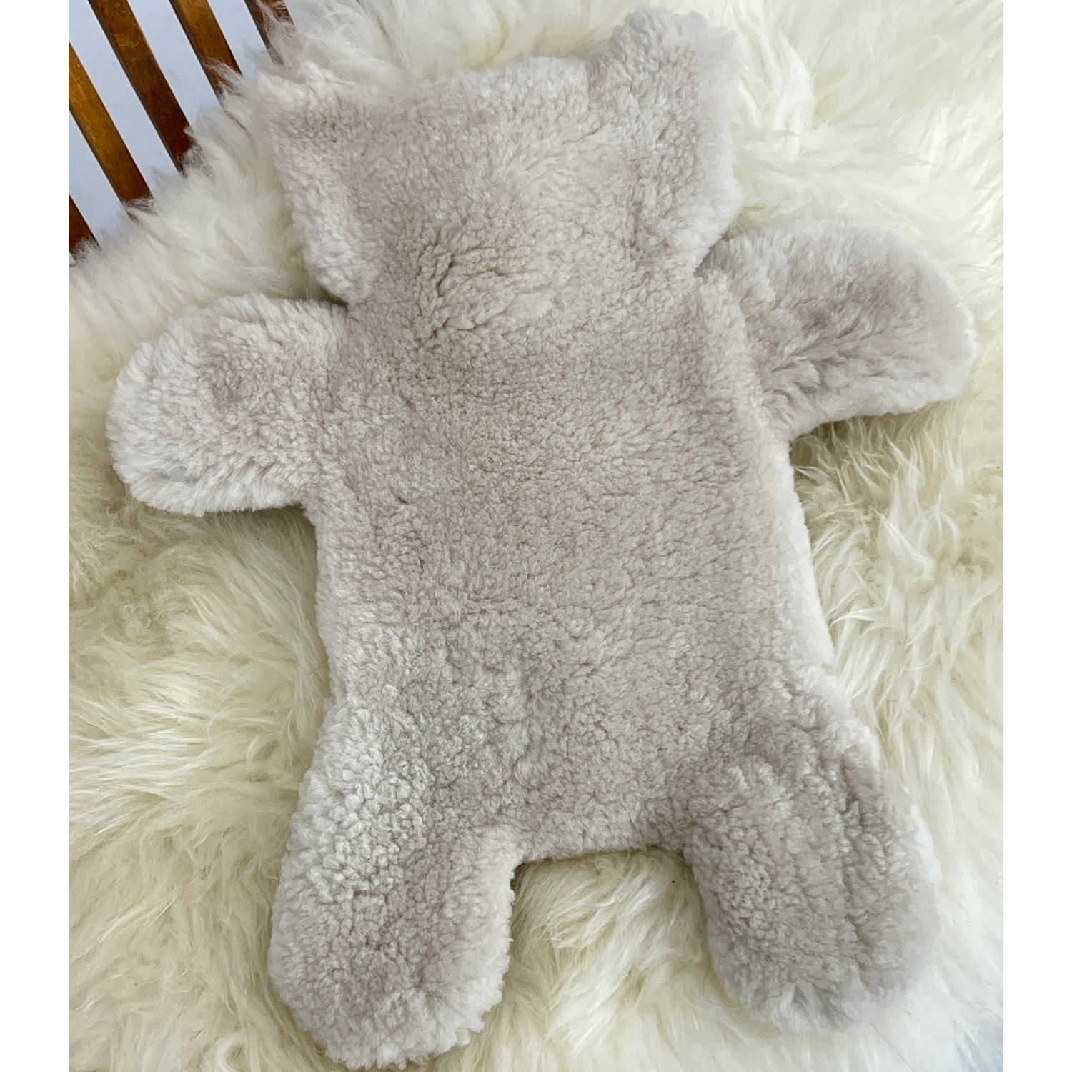 SHEEPSKIN FLAT ERIC HOT WATER BOTTLE COVER Ivory SHEEPSKIN FLAT ERIC HOT WATER BOTTLE COVER Ivory