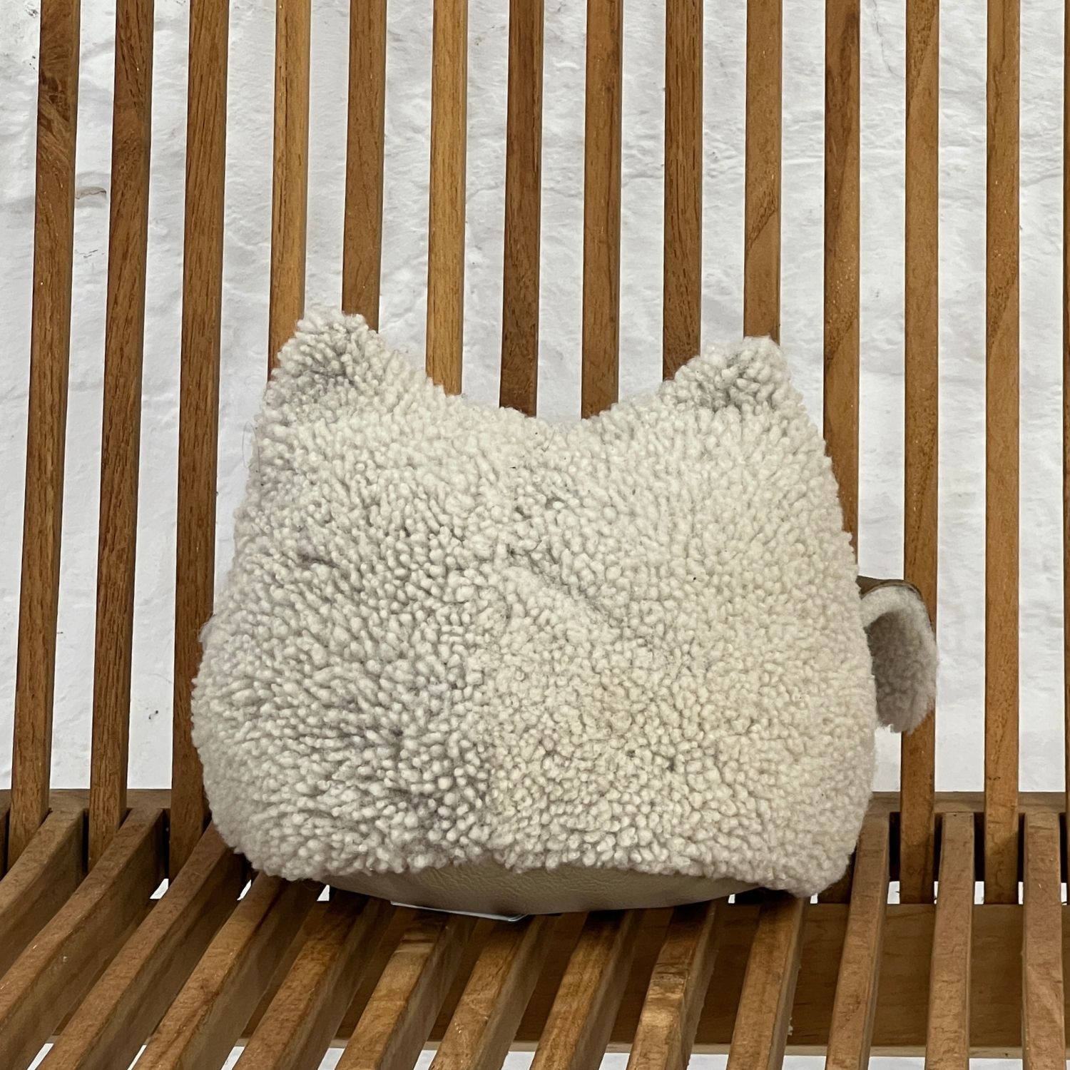 SHEEPSKIN OWL DOOSTOP (1)