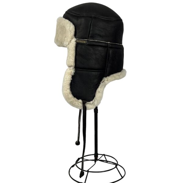 SHEEPSKIN-TRAPPER-GARTH-BROWN-WHITE-WOOL-NAPALAN BY oWEN bARRY