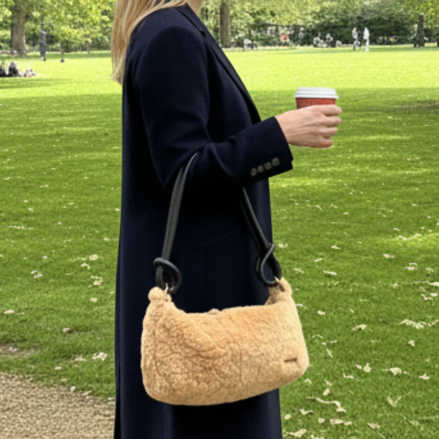 9 Devoran sheepskin zipper shoulder bag by Owen Barry in Honeypot
