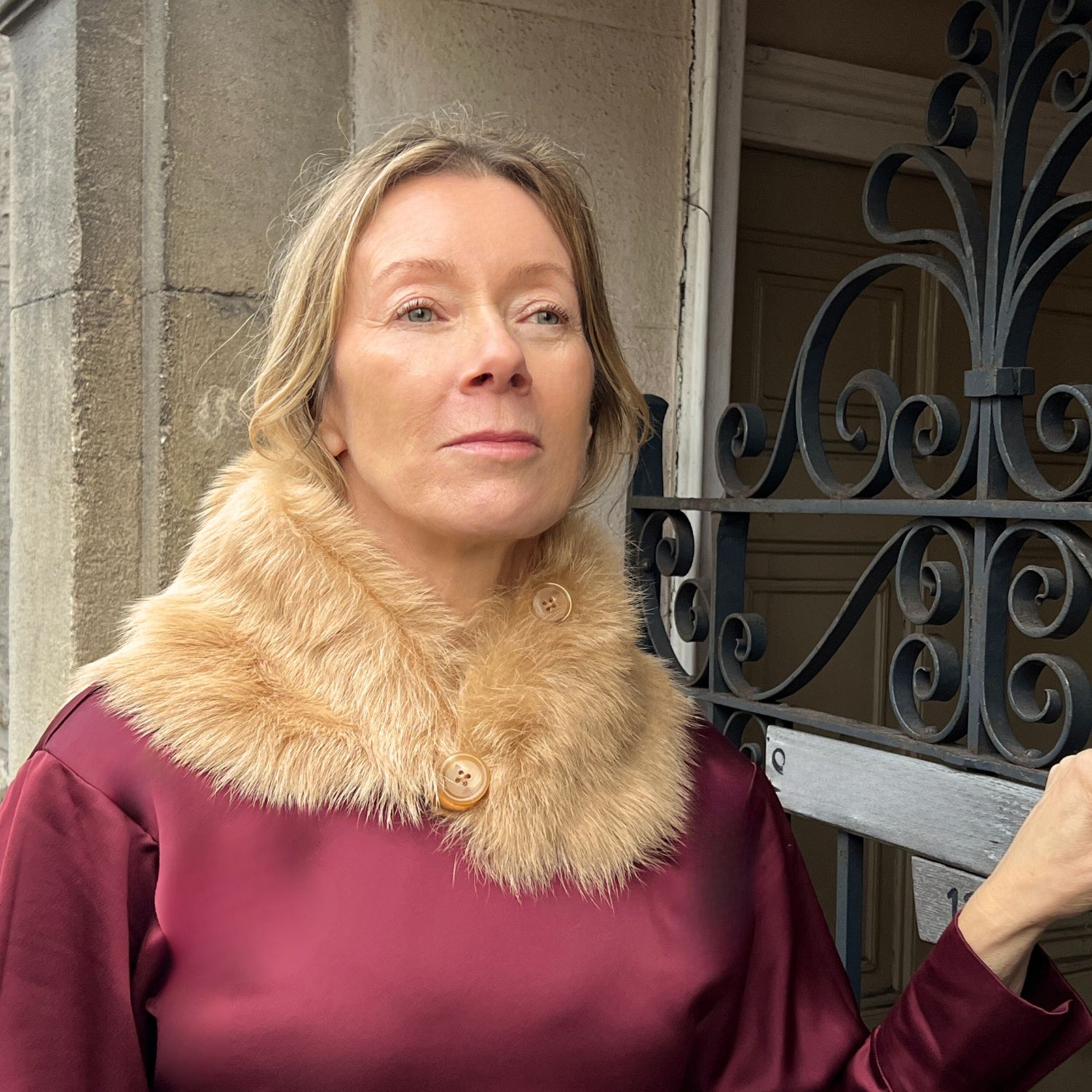 CAMEL OR CARAMEL Sheepskin Shrug Caramel Ailsa Toscana