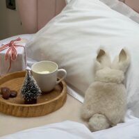 Sheepskin Bobtail Bunny Ecru HWBC